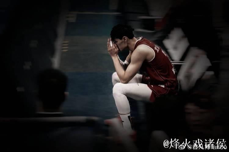 2-0！曾凡博消失了！中国男篮第一天赋前锋