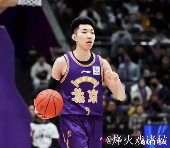 费尔德32分北控险胜深圳总分1-1 廖三宁20+10